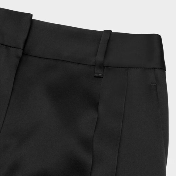 NEW ARITZIA EFFORTLESS  Pants SATIN BLACK SIZE 8- REGULAR LENGTH - Picture 4 of 4